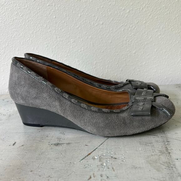 Michelle D suede leather low wedge kitten heel bow academia office coquette 7.5 - Picture 5 of 13